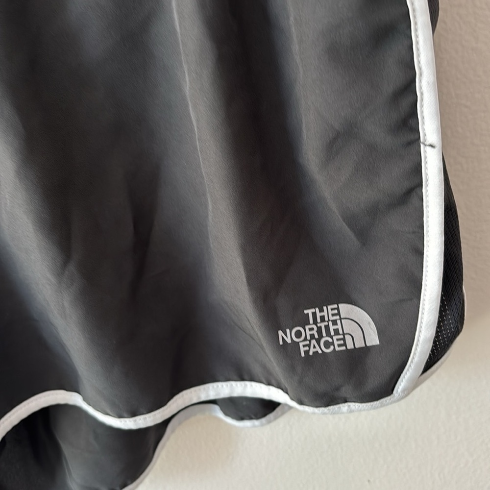 North Face | GTD Flash Dry Running Shorts XL - Picture 5 of 8